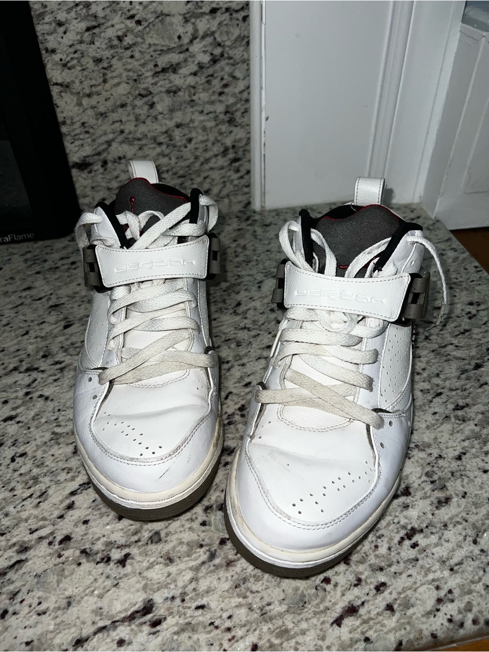 Air Jordan Flight 45 White Cement Grey